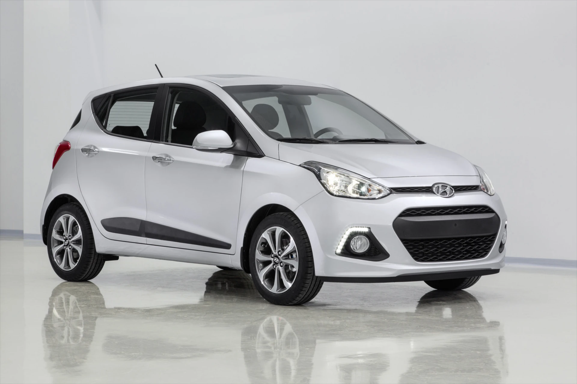 Hyundai i10 (Or Similar)